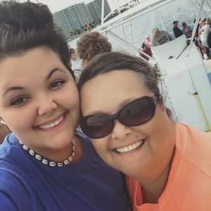 Meet your Posher, Denise